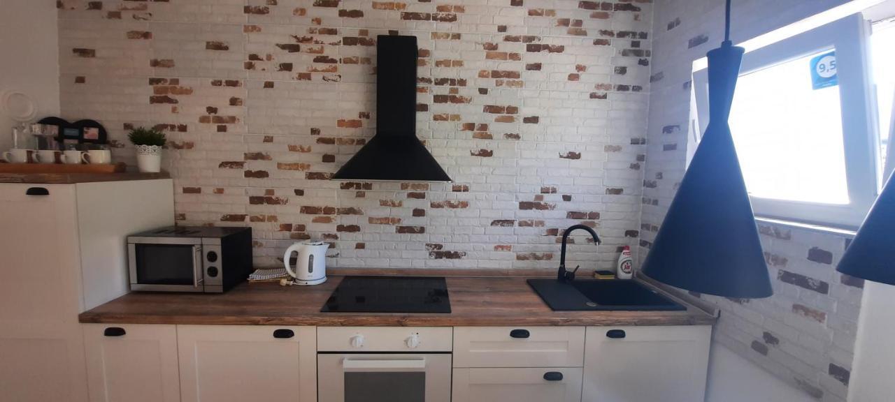 Lucy Apartments With Heated Pool & Free Private Parking Zadar Exterior foto